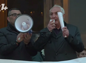 Այս պարոնը պետք է հեռացվի․ Արամ Սարգսյան