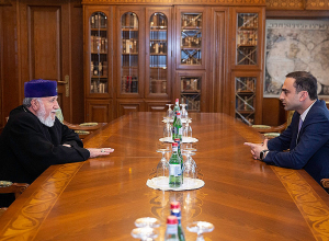 Католикос принял Тиграна Авиняна