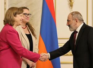 Премьер-министр принял заместителя помощника госсекретаря США