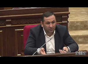 Անիմաստ ասֆալտապատում եք անում առանց ջրահեռացման, ուղղակի սեւացնում են փողոցը