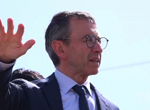 Հայերը շարունակում են կանգնել գոյաբանական խնդիրների առաջ  ֆրանսիացի խորհրդարանականը՝ Ալեն Սիմոնյանին