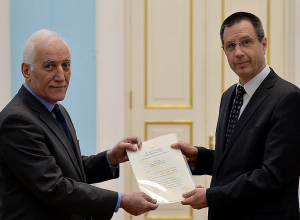 Хачатурян представил ситуацию на границе с Арменией и в Лачинском коридоре послу Австрии