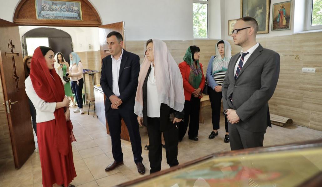 thumbnail_image00021