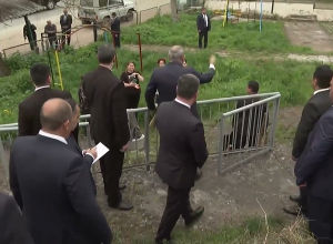 Վարչապետը չնախատեսված կանգառ է ունեցել Ջուջեւանում