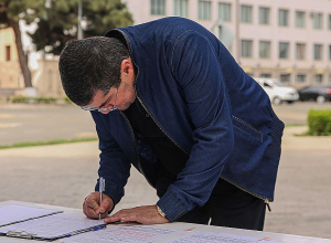ԱՀ նախագահը միացել է «Ո՛Չ Արցախի էթնիկ զտմանը» շարժման պահանջագրին