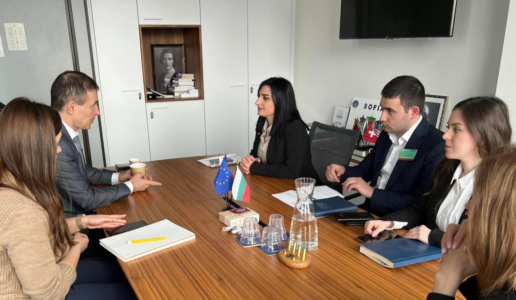 344229866_2576752652472512_6451340145545931269_n