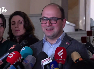 Բանակցային սեղանին այն լուծումն է, որը ենթադրում է Արցախի հայտնվելն Ադրբեջանի կազմում. Մամիջանյան