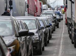 Վարորդները վիճել են վազանց կատարելու շուրջ, ապա Ամասիայի 44-ամյա բնակիչը մետաղյա ձողով խփել է մյուս մեքենայի կողային ապակուն