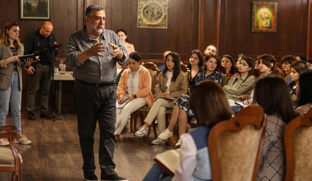 345204831_3215044252126628_4348243296853672499_n