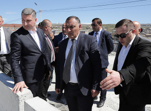 Նախարարը հետևել է Իսահակյան-Գյումրի, Հոռոմ-Արթիկ-Ալագյազ ճանապարհների հիմնանորոգման աշխատանքներին