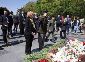 ՀՀ–ում ԱՄՆ դեսպանն այցելել է  Հաղթանակի զբոսայգի