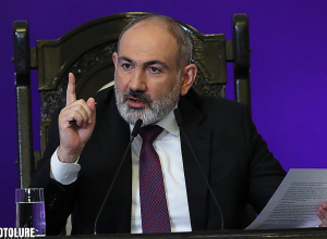 Խնդիրը ուժային բալանսի մեջ է․ Փաշինյանը՝ լրագրողին