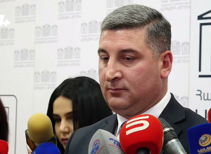 Սեղանի շուրջ Ադրբեջանի նախագահը լրիվ այլ բան է խոսում․ Գնել Սանոսյան