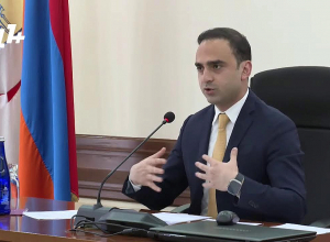 Դպրոցականները՝ Երևանի ավագանի