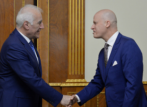 Ваагн Хачатурян принял генерального директора армяно-канадской компании “Агапэ” Грэма Джонсона