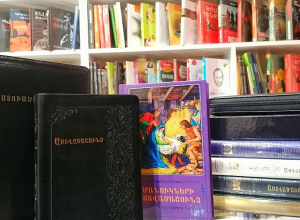 Ստեփանակերտի գրախանութներում ամենապահանջված գիրքն Աստվածաշունչն է