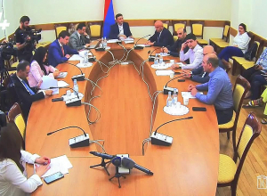 ՀՀ ԱԺ տնտեսական հարցերի մշտական հանձնաժողովի արտահերթ նիստ. ՈՒՂԻՂ