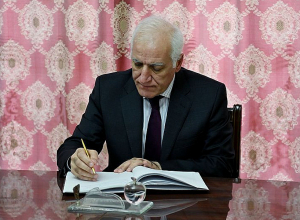 Վահագն Խաչատուրյանն այցելել է Հայաստանում Ղազախստանի դեսպանատուն