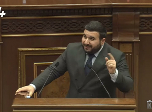 Բա ո՞նց էիք բանակցում, որ Մեղրին տաք․ Վահագն Ալեքսանյան