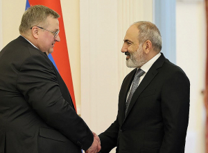 Փաշինյանն ընդունել է Ալեքսեյ Օվերչուկին