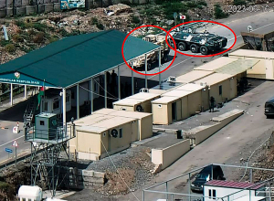 Ադրբեջանական զրահամեքենաները փակել են Արցախ-Հայաստան միակ ճանապարհը՝ իրենց ապօրինի անցակետի մոտ․ Բեգլարյան