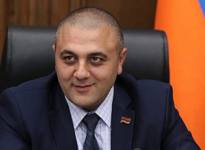 Այո՛, վթար է տեղի ունեցել, ավտոմեքենայի ղեկին ես եմ եղել. ՔՊ-ական պատգամավոր