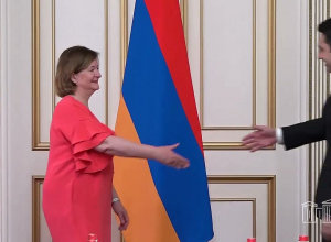 Ալեն Սիմոնյանն ընդունել է ԵԽ անվտանգության եւ պաշտպանության հարցերով ենթակոմիտեի նախագահին