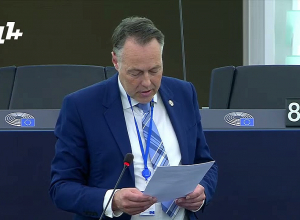 Возникает вопрос: как после стольких нарушений Азербайджан является членом СЕ?