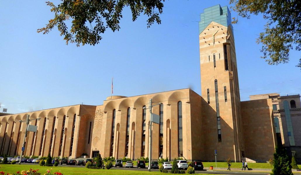 Yerevan_City_Hall_1_(15)
