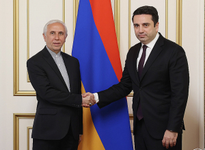 Ալեն Սիմոնյանն ընդունել է Հայաստանում առաքելությունն ավարտող Իրանի դեսպանին