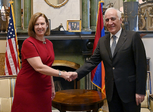 Վահագն Խաչատուրյանն ԱՄՆ Անկախության օրվա առթիվ այցելել է Հայաստանում ԱՄՆ դեսպանի կեցավայր
