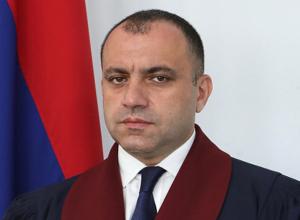 ՀՀ Մայր օրենքի անսասան անկյունաքարն է օրենքի առջև բոլորի հավասարության սահմանադրական սկզբունքը․ ՍԴ նախագահի ուղերձը