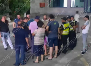 «Գրիգոր Նարեկացի» ԲԿ-ում բժիշկները նորածնի հարազատներին հայտնել են, որ երեխան առողջ է ծնվել, իսկ ժամեր անց տեղեկացել, որ մահացել է․ shamshyan.com