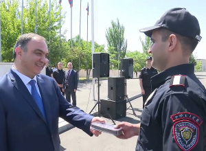 ՆԳ նախարարը պարեկներին շնորհավորել է պարեկային ծառայության կազմավորման օրվա կապակցությամբ