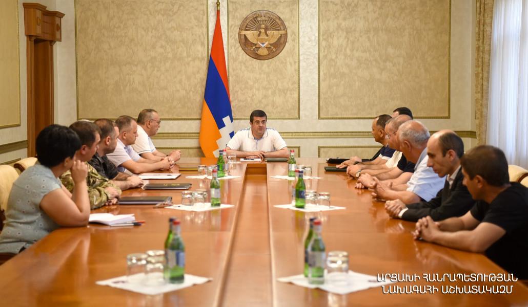 thumbnail_100723Khorhrdakcutyun