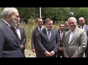 Վարչապետը ծանոթացել է Կոտայքի Փյունիկ բնակավայրի 2 կմ հատվածի վերակառուցման աշխատանքներին