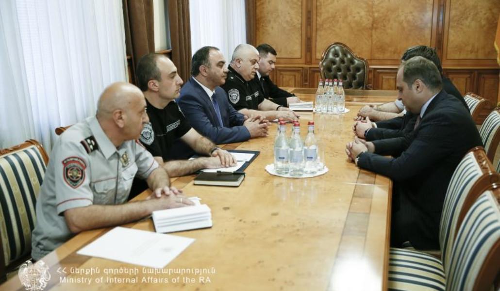 Հանդիպում1-768x512