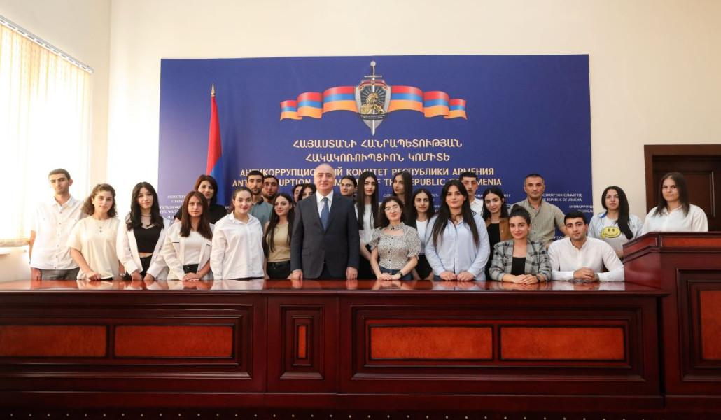 news-slider-Qlc1P5MQE9