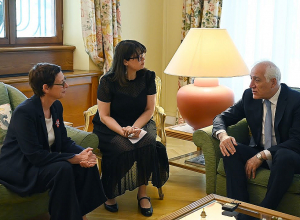 Նախագահ Վահագն Խաչատուրյանը Ֆրանսիայի Ազգային տոնի առթիվ այցելել է Հայաստանում Ֆրանսիայի դեսպանատուն