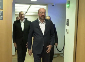 Բրյուսելում տեղի է ունենում ՀՀ վարչապետի, ԵԽ նախագահի եւ Ադրբեջանի նախագահի հանդիպումը