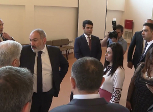 Փաշինյանը Դեղձուտում ծանոթացել է կառուցվող դպրոցի շինաշխատանքների ընթացքին