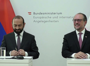 Լեռնային Ղարաբաղը կանգնած է մարդասիրական աղետի եզրին․ Արարատ Միրզոյան