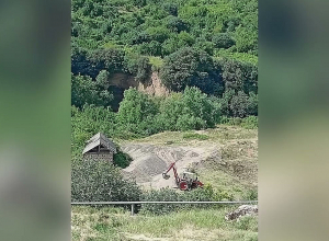 Խախտել էր ընդերքի պահպանման և օգտագործման պահանջները․ սահմանամերձ հատվածից ավազ էր հանել