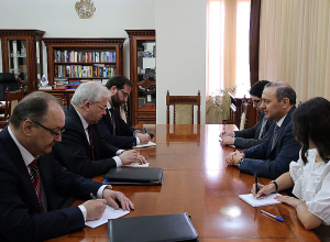 ԱԽ քարտուղարը հանդիպել է Իգոր Խովաևի հետ