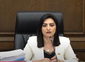 Թագուհի Թովմասյանը դիմել է դատարան՝ պահանջում է վերականգնել ՄԻՊ հանձնաժողովի նախագահի իր լիազորությունները