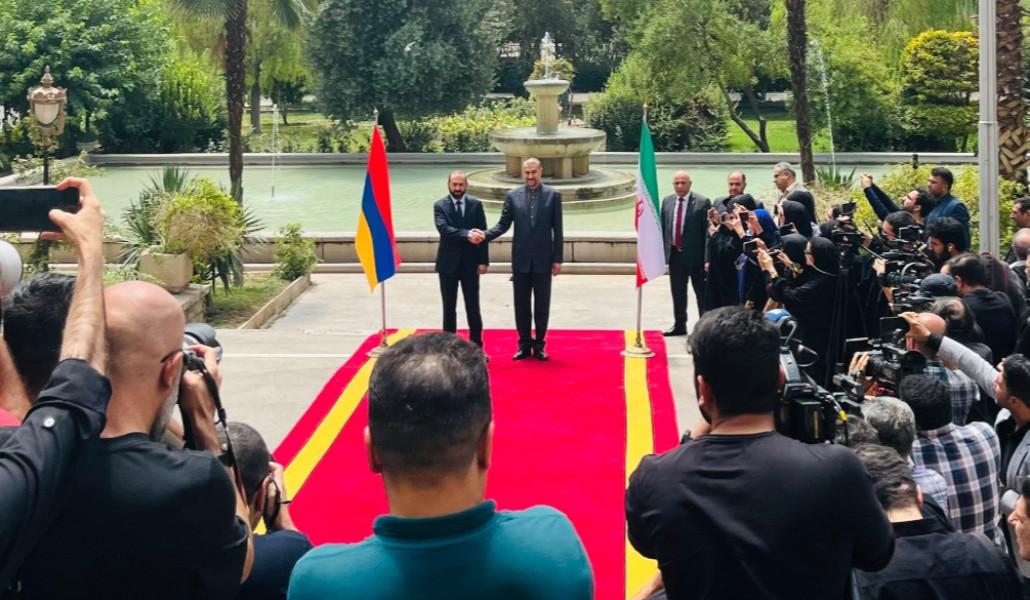 l-90x0wh-1005x586z-0.7816