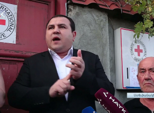 Դուք պետք է ամբողջ աշխարհին հայտարարեք, որ մեր անվտանգությունը չեք կարողանում երաշխավորել.