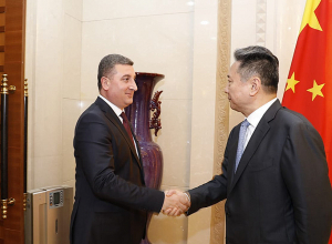 Գնել Սանոսյանի հանդիպումները Չինաստանում