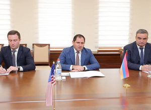 ՀՀ պաշտպանության նախարարն ընդունել է ԱՄՆ ռազմական կցորդին