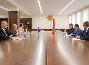 Սուրեն Պապիկյանն ընդունել է Անդրեա Վիկտորինին